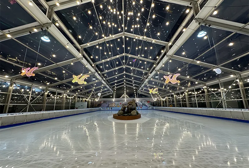 【經濟日報】中信滑冰場、高雄香蕉派對