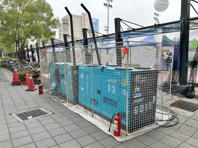發電機