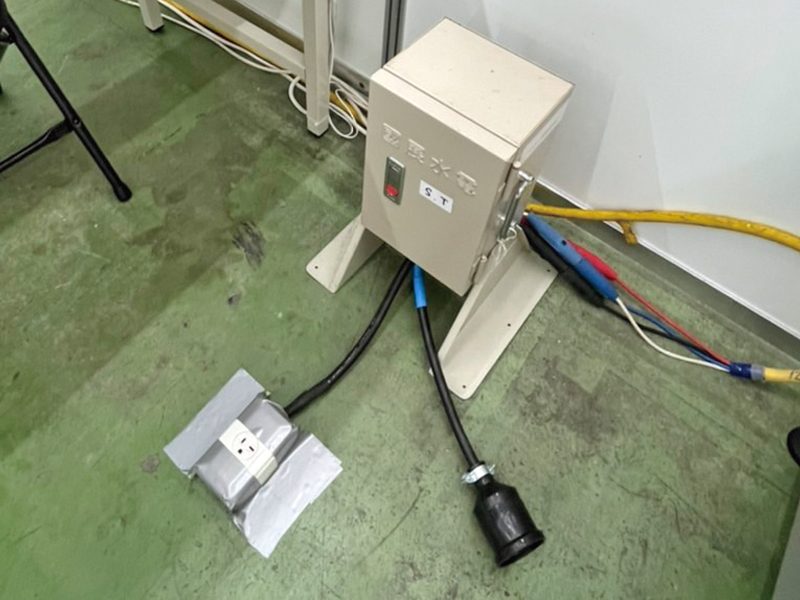 發電機