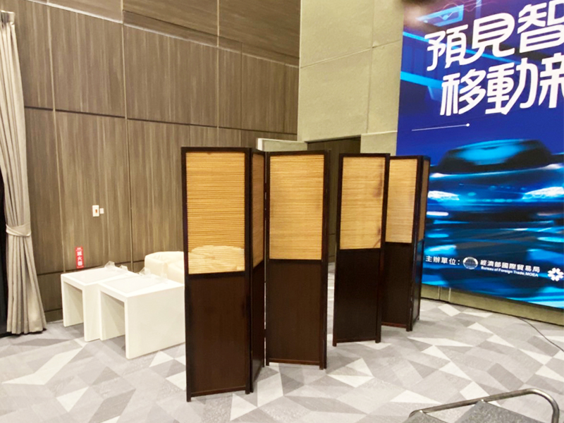 摺疊屏風